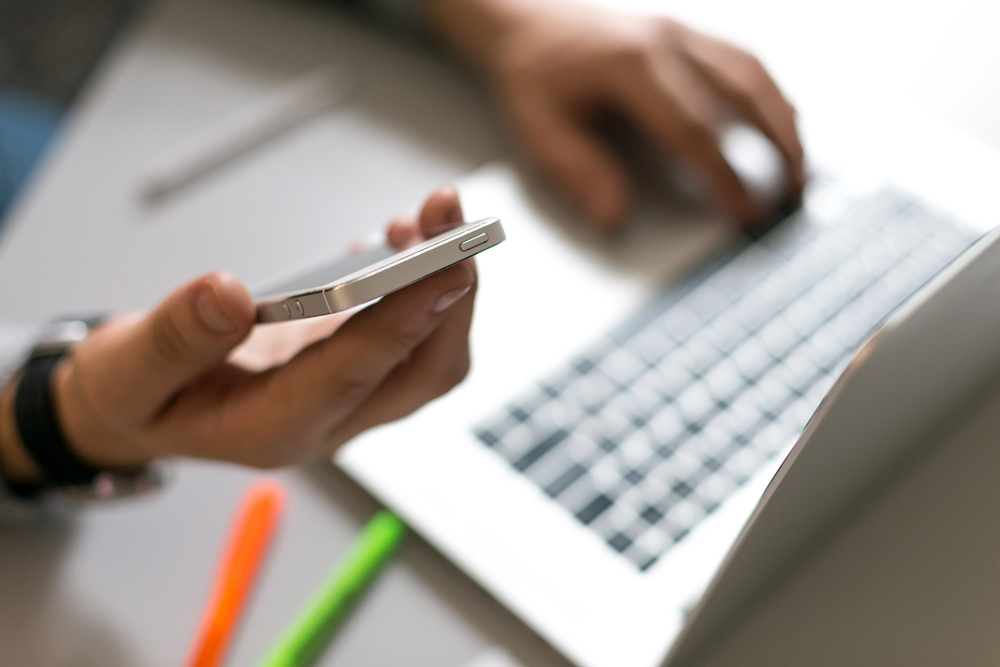 Contactmoment via telefoon en e-mail met juridisch adviseur